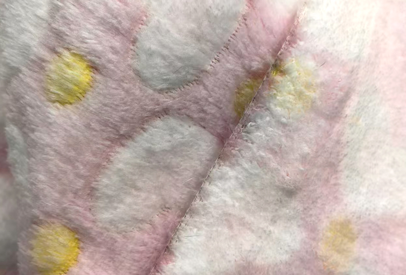 230 g/m2 160 cm Kétoldalas flanel 3D nyomtatott plüss szövet 230 g/m2 160 cm Kétoldalas flanel 3D nyomtatott plüss szövet