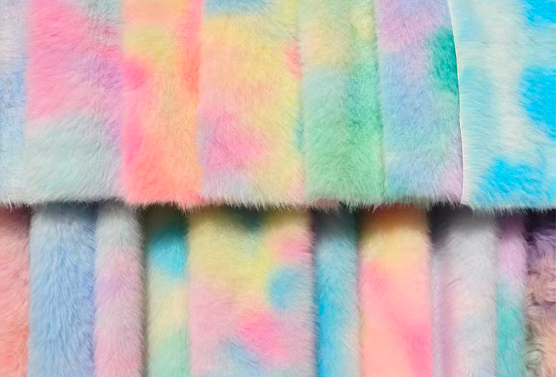 500GSM európai nyérc mintás szivárvány színű faux nerc szövet 500GSM európai nyérc mintás szivárvány színű faux nerc szövet